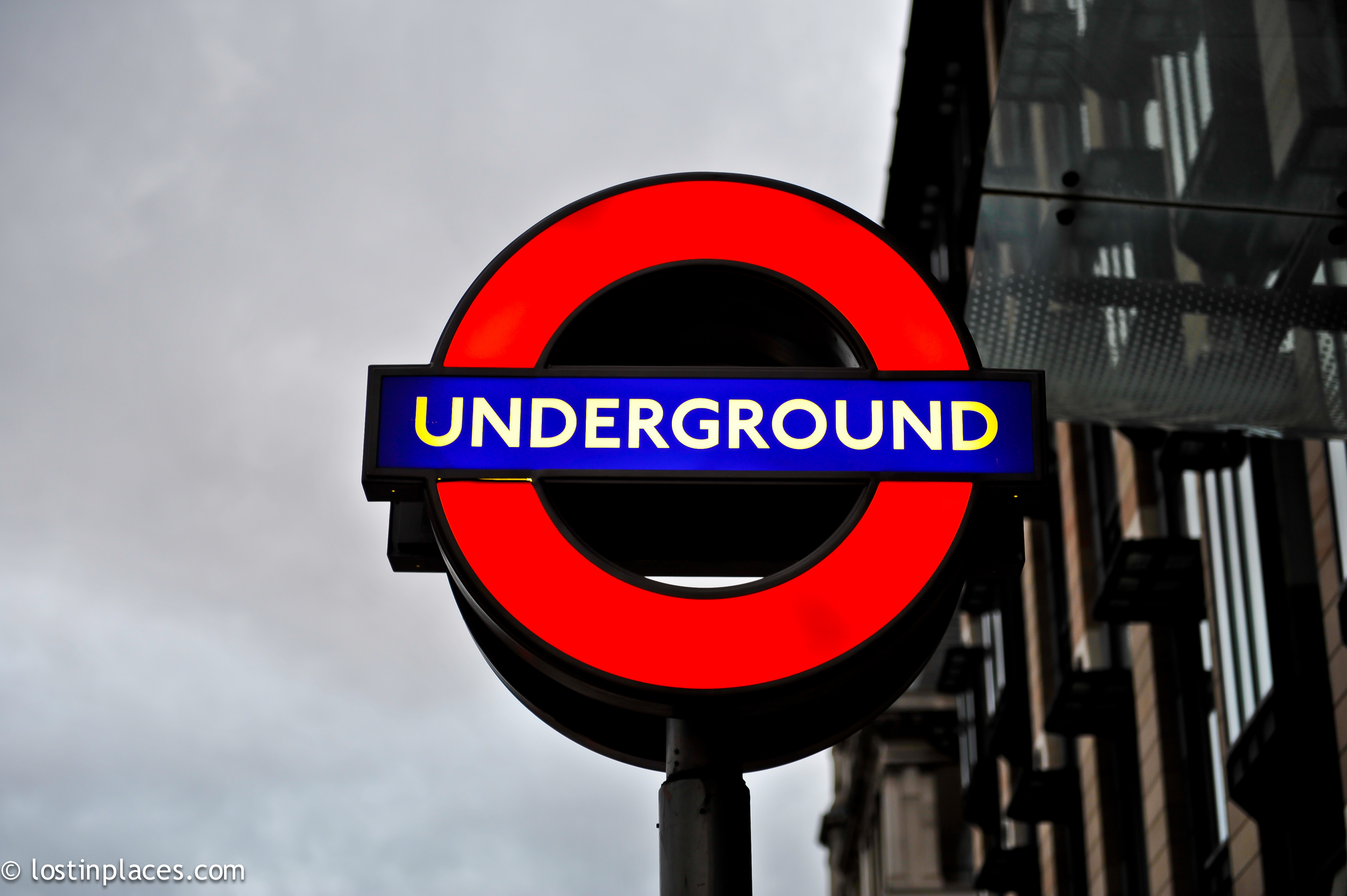 Underground Schild